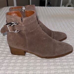 Aquatalia Women’s Suede Leather Booties — Made in Italy — Taupe/Tan — Size 7